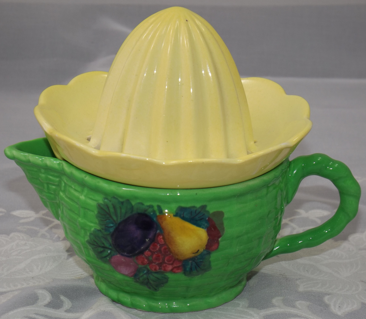Carlton Ware green fruit basketweave juicer jug