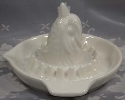 White bird saucer juicer side view