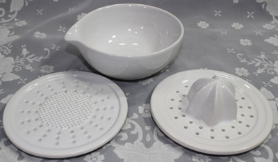 The 3 parts of a Masterchef ceramic juicer