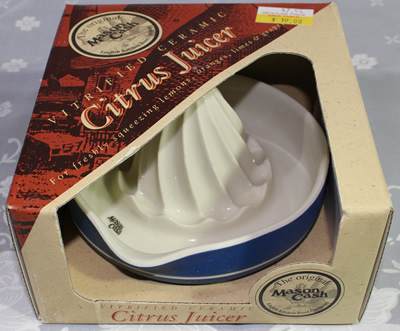 Box for blue & white Mason Cash juicer