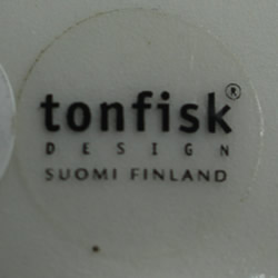 The label on a white Tonfisk flow hole ceramic juicer