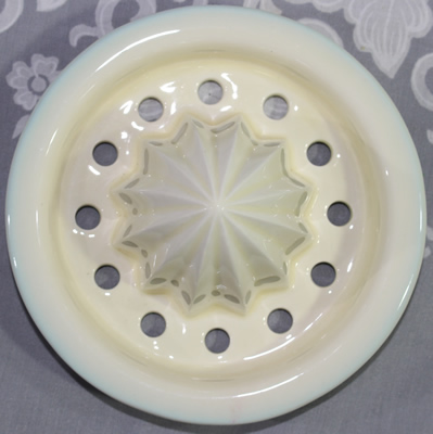 Reamer for a border collie ceramic juicer 