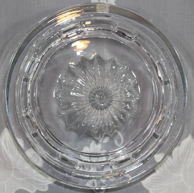 The reamer for a 2 piece Dublin Cristal clear glass juicer