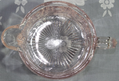 Top view of the jug for a modern light pink glass 2 piece cup juicer