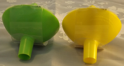 Green & yellow plastic Sombrero bottle top juicer