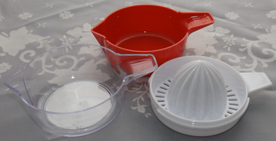 3 pieces of Kaixin red & white juicer