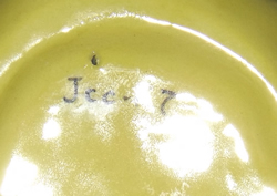 The Jcc. 7 basemark on a 2 piece ceramic frog juicer