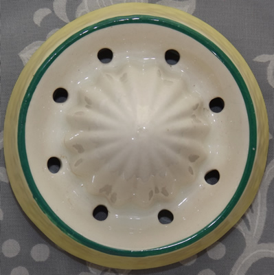 Czechoslovakia Ceramic Juicer