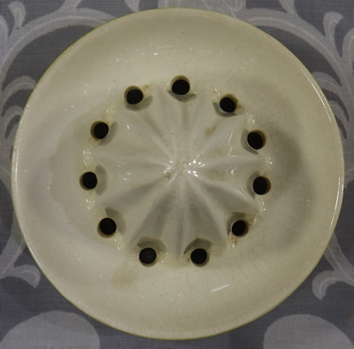 Yellow Avon Ware reamer