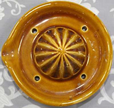Reamer for a fruit on brown jug juicer