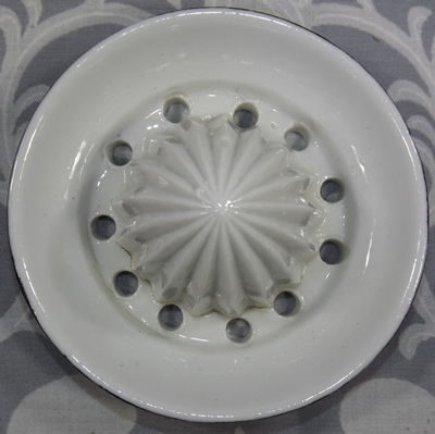 Brown monkey with black and white reamer