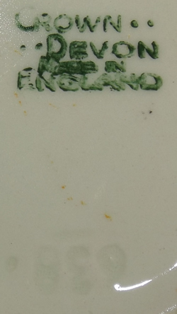 Base mark on Squat orange peel Crown Devon juicer