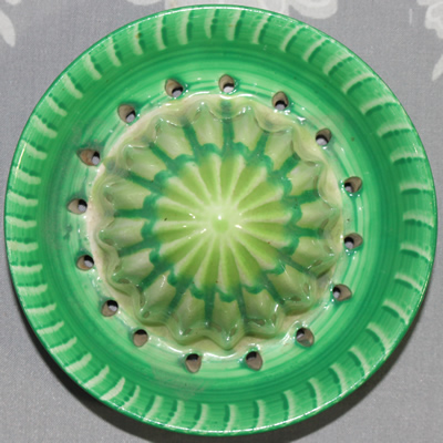 Reamer for Shelley green bands drip glaze juicer