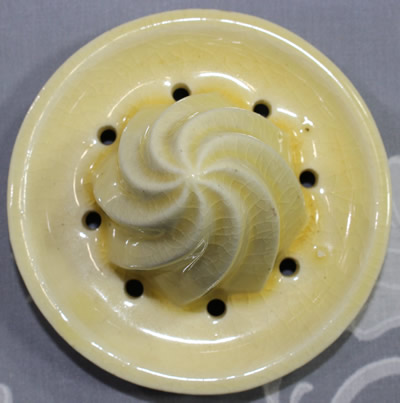 The spiral reamer for a Marutomo green bottom ceramic swan juicer