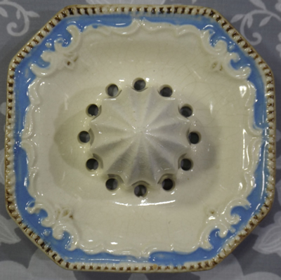 Blue and white Ceramic reamer