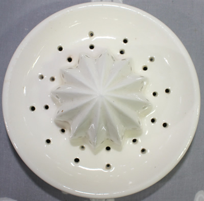 Reamer for "Lemon" on blue and white juicer