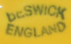 Basemark on plain yellow Beswick boat juicer