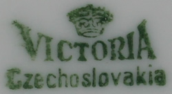 Base mark on Victoria white juicer with blue and pink flowers