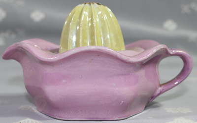 Side view of Japanese mauve 2 piece juicer