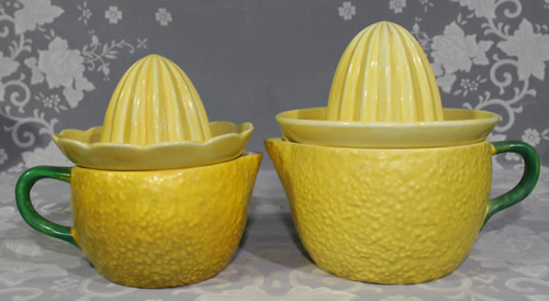 Compare the size of the small and large Carlton Ware "Jaffa" peel texture 2 piece juicer