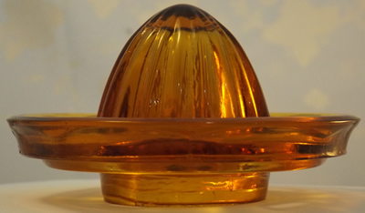Side view of juicer top