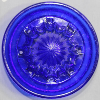 The reamer for a cobalt blue cup juicer 