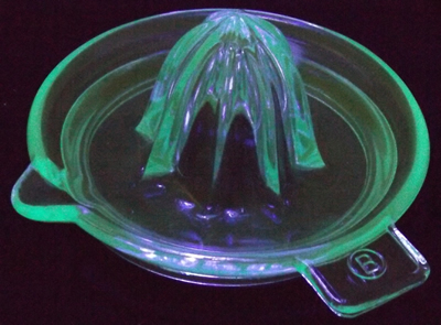  Sapphire Edna Barnes 4½" juicer under UV light