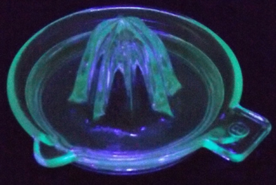  Sapphire Edna Barnes 2¼" juicer under UV light