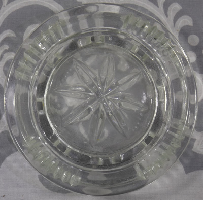 Embossed base clear glass 2 piece reamer