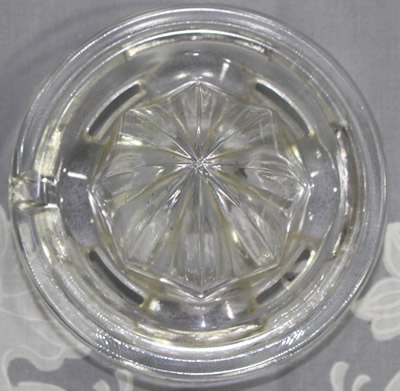 The reamer for a Ruhrglas (Unembossed) 2 piece clear glass juicer