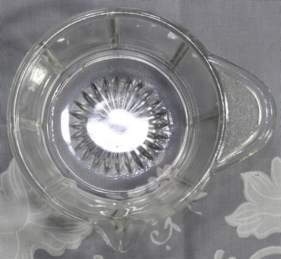 The cup for a Ruhrglas (Unembossed) 2 piece clear glass juicer
