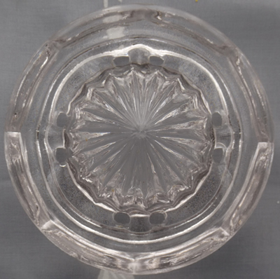 The reamer for a hexagonal panels 2 piece clear glass juicer