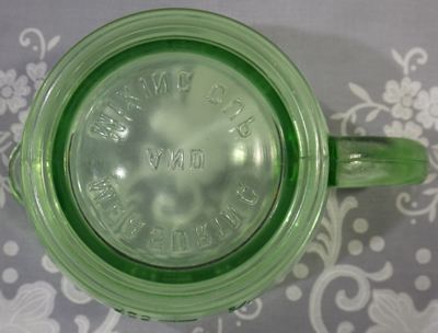 Hazel Atlas green glass juicer jug base