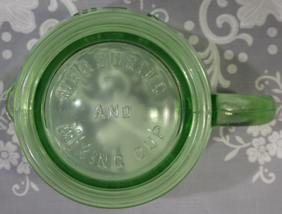 Hazel Atlas green glass juicer jug base
