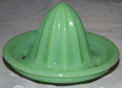 Jeannette jadite juicer matching top
