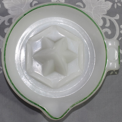Top view of a WMG with green trim Hazel Atlas Glass Co. juicer