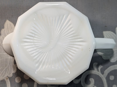 Base of a white milk glass glass Edna Barnes 2 piece reproduction juicer
