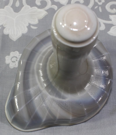 The grey marbling on a reproduction of Duboe Patent reamer