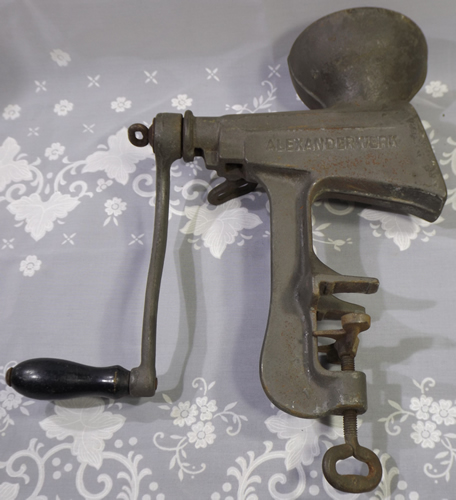 Alexanderwerk crank handle iron juicer right side