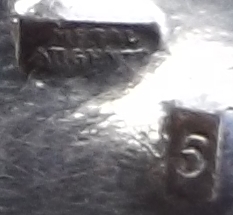Hallmarks Small silver plate hallmarked cocktail shaker juice