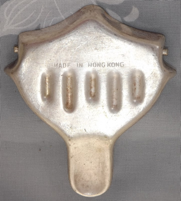 Bottom of a Sammy EPNS table squeezer juicer