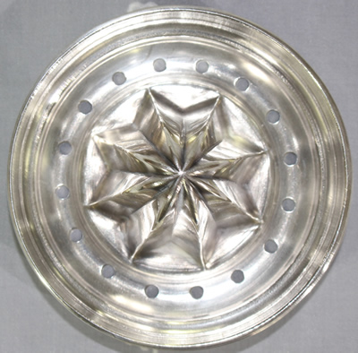 The reamer for a CORSIN & Co. offset loop handle juicer