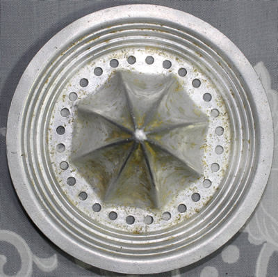 Top view of a stand alone aluminium juicer top 