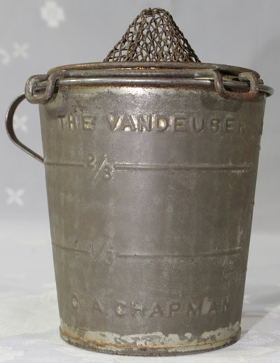 An extract from the Clarence Sidders Glenny patent fruit juice extractor and strainer