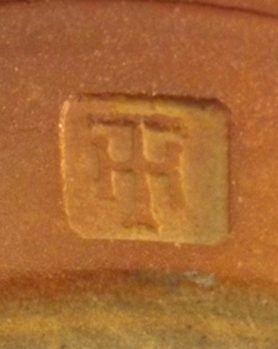 Base mark Tim Holmes pottery juicer
