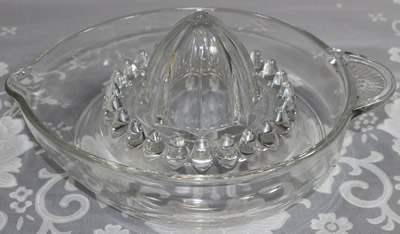 Borgonovo Italy clear glass juicer