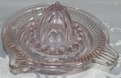 Chinese pink glass juicer