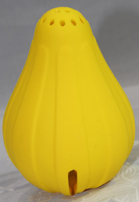 Yellow Silicone Zone Squeeze juicer