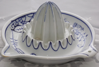 Meissen blue and white juicer