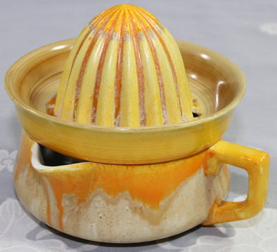 Shelley  orange shades and beige drip glaze juicer
